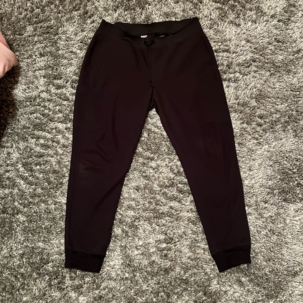 MANDALA SCRUB PANT SIZE LARGE WORN ONCE TOO BIG FOR ME